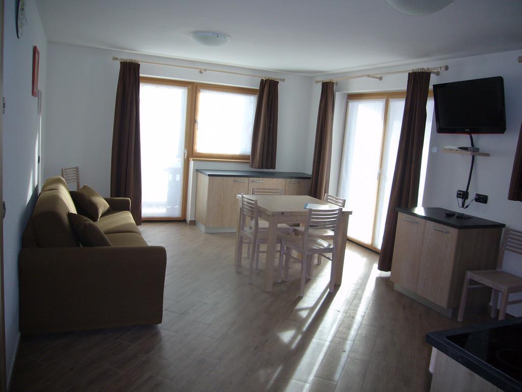 Casa Marisa Apartment Livigno Exterior photo